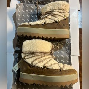 Cougar Sundance US Size 8 Women’s Boots - Brand New / Never Worn